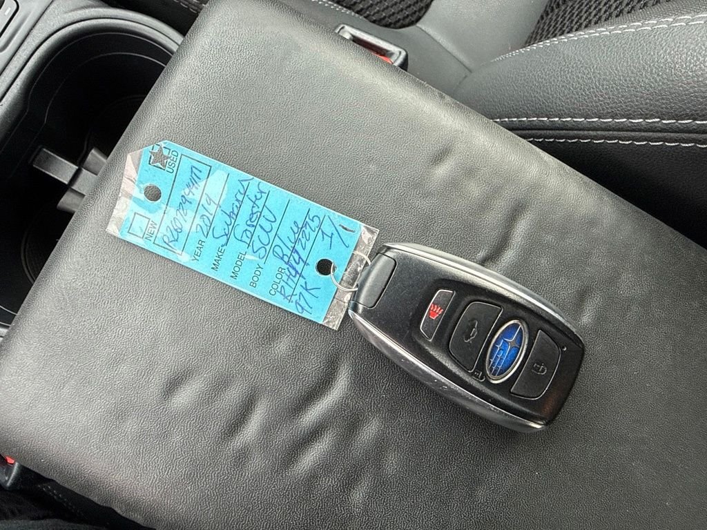 Used 2019 Gray Subaru Premium image 37