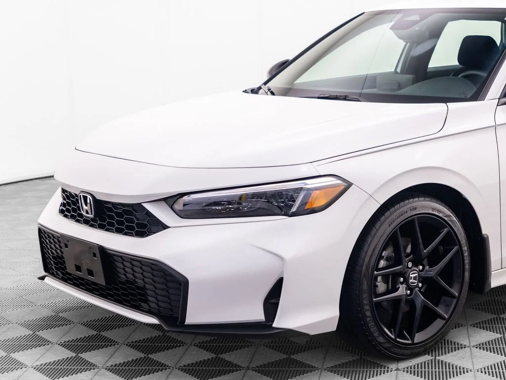 Certified Used 2025 White Honda Sport image 34