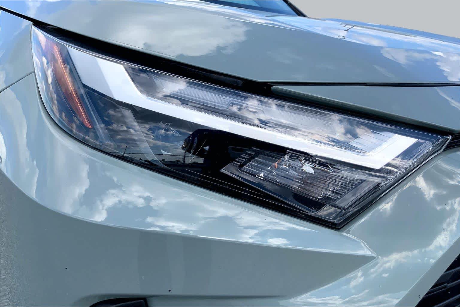 Used 2022 Lunar Rock Toyota XLE image 27