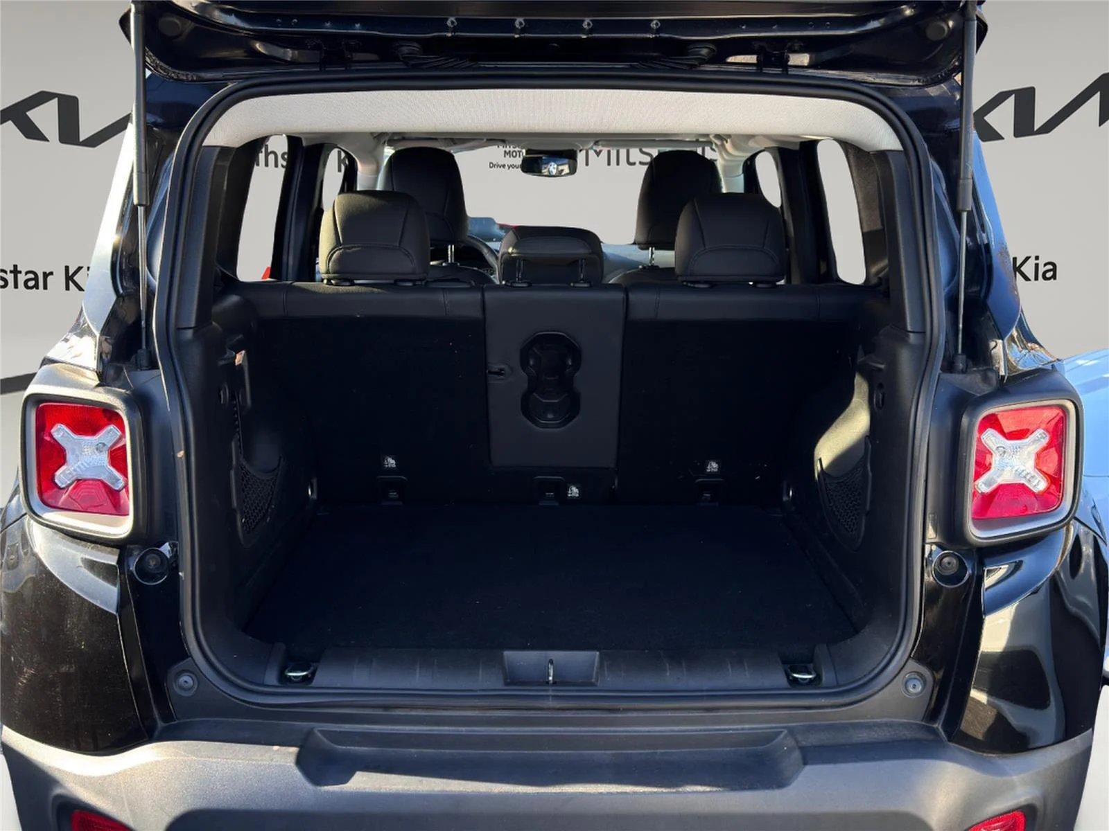 Used 2019 Black Clearcoat Jeep Limited image 8
