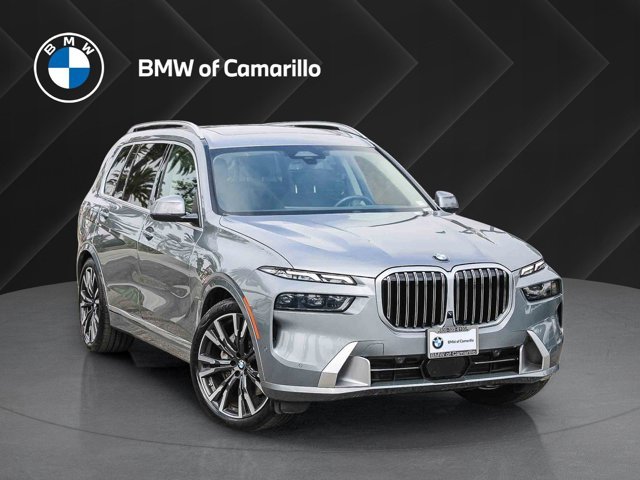2023 BMW X7 xDrive40i's photo