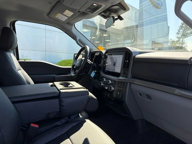 Used 2025 White Ford XLT image 11
