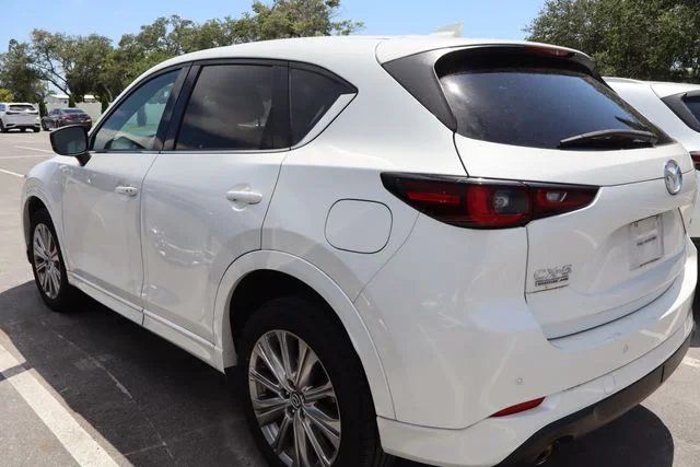Used 2023 White Metallic Mazda 2.5 Turbo Signature image 3