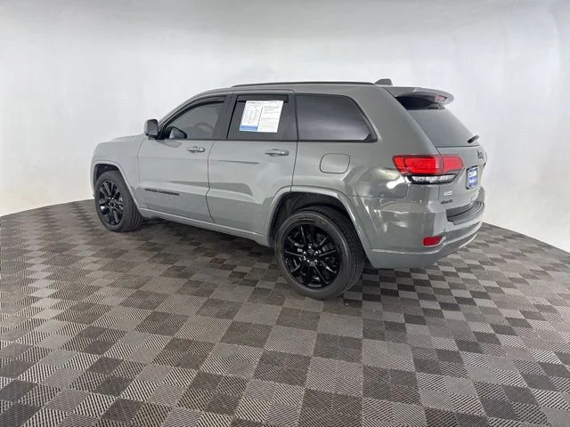 Used 2020 Gray Jeep Altitude image 7