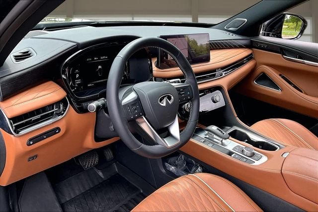 Used 2026 Black INFINITI Autograph image 14