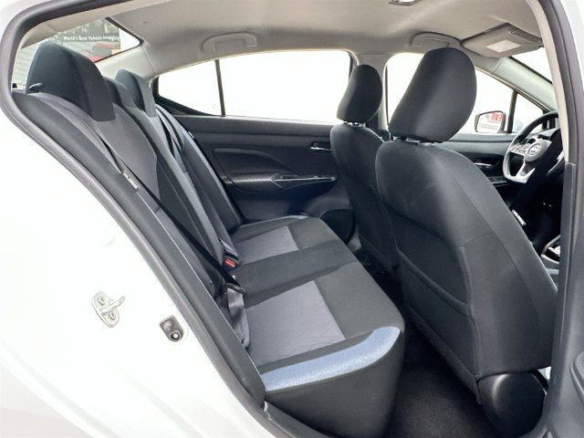 2025 Nissan Versa Sedan SV - Photo 17