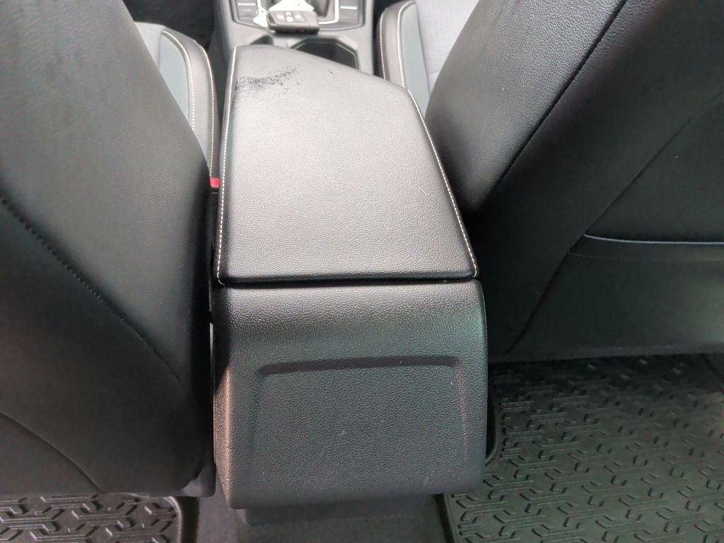 Used 2025  Volkswagen 1.5T SE image 34