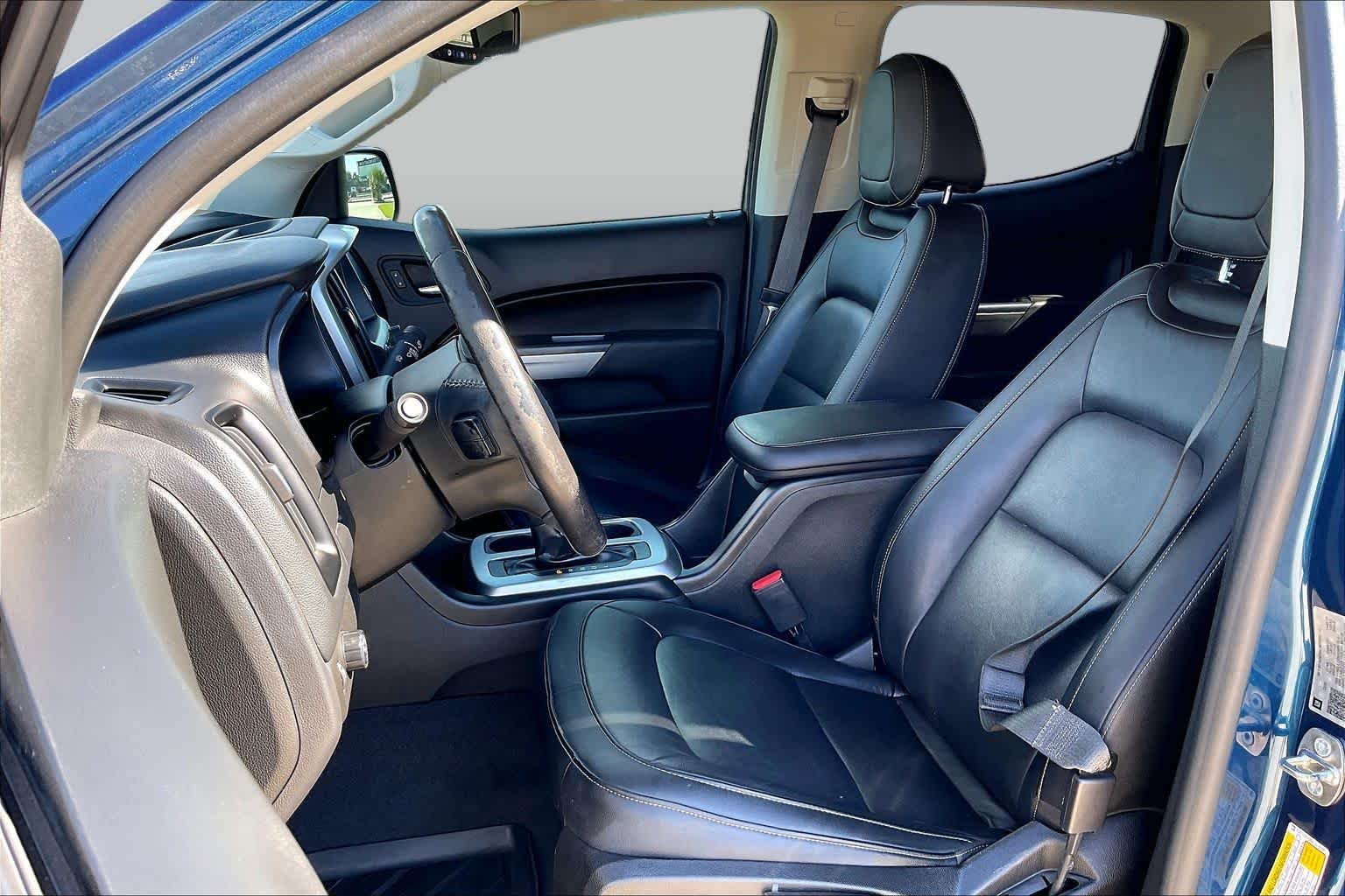 Used 2020 Pacific Blue Metallic Chevrolet 2WD LT image 8