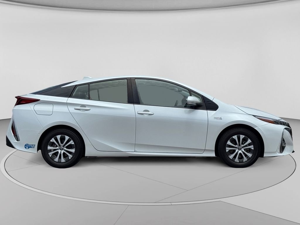 Used 2021 Pearl Toyota Limited image 31