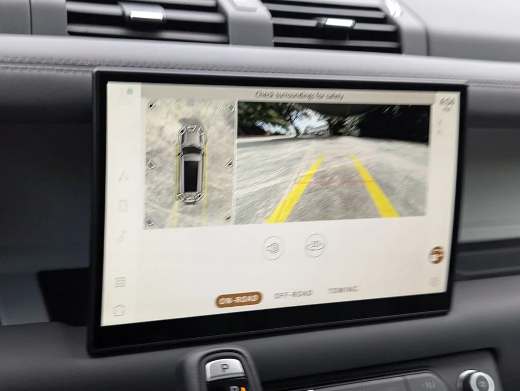 Certified Used 2025 Red Land Rover X-Dynamic SE image 14