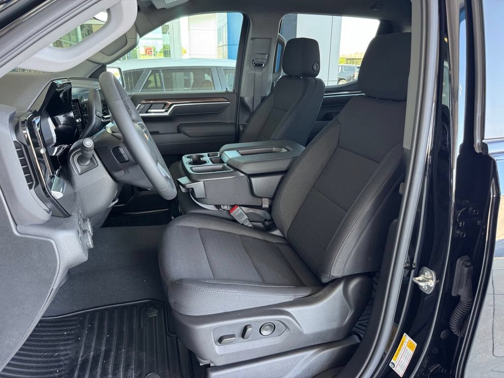 New 2026 Black Chevrolet LT (2FL) image 17