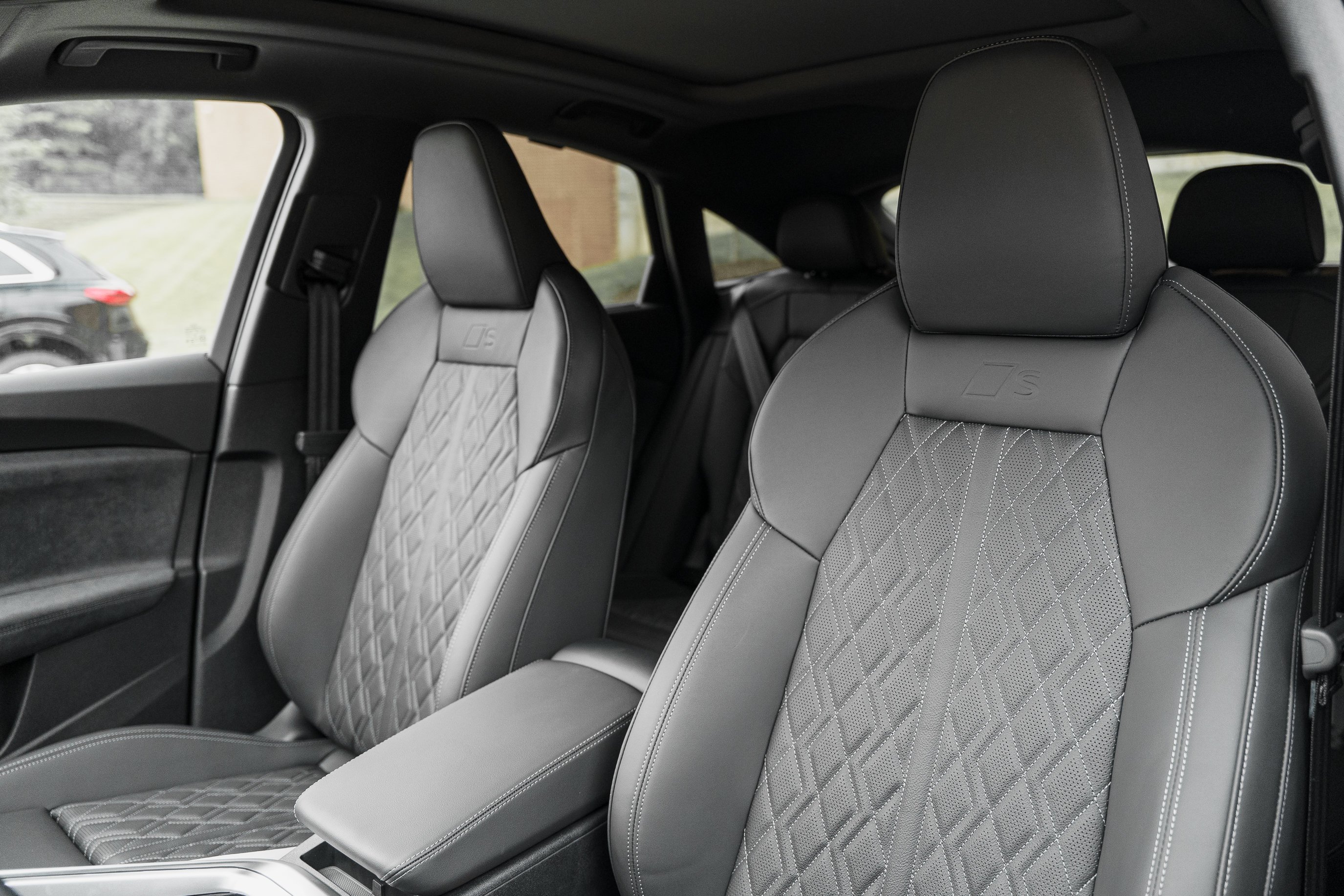 New 2026 DAYTONA GRAY Audi Premium Plus image 22