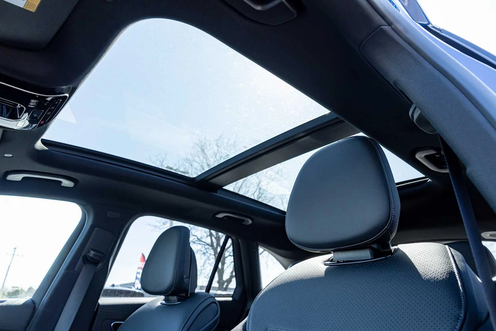 New 2026 Starling Blue Metallic Mercedes-Benz GLC 300 image 23