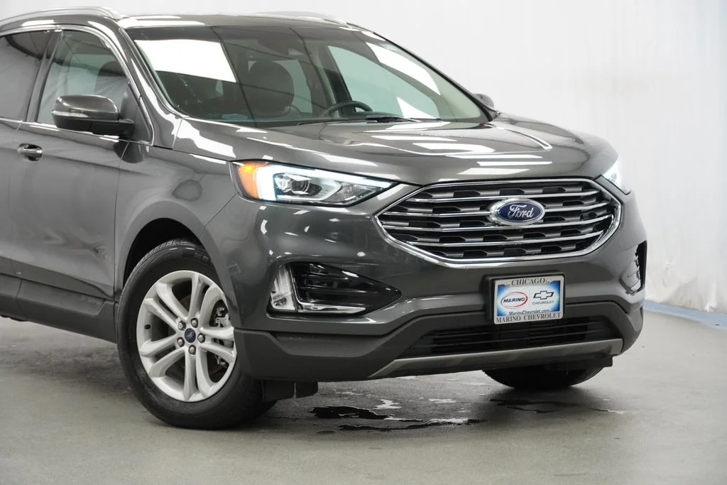 Used 2019 Gray Ford SEL image 8