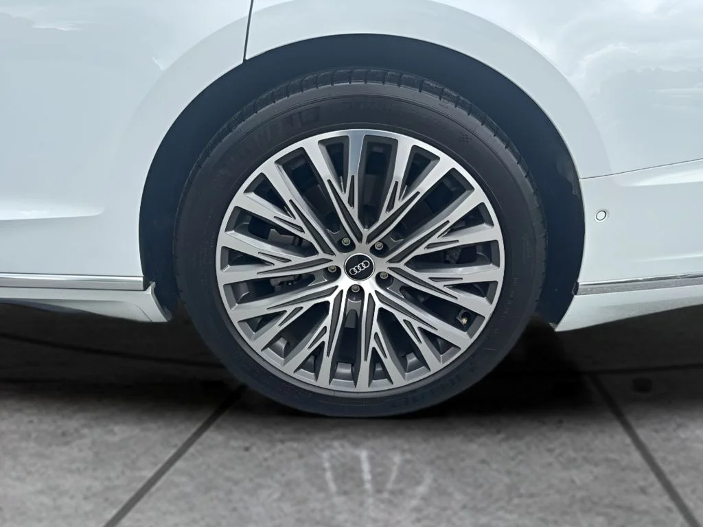 Used 2021 White Audi L 55 image 34