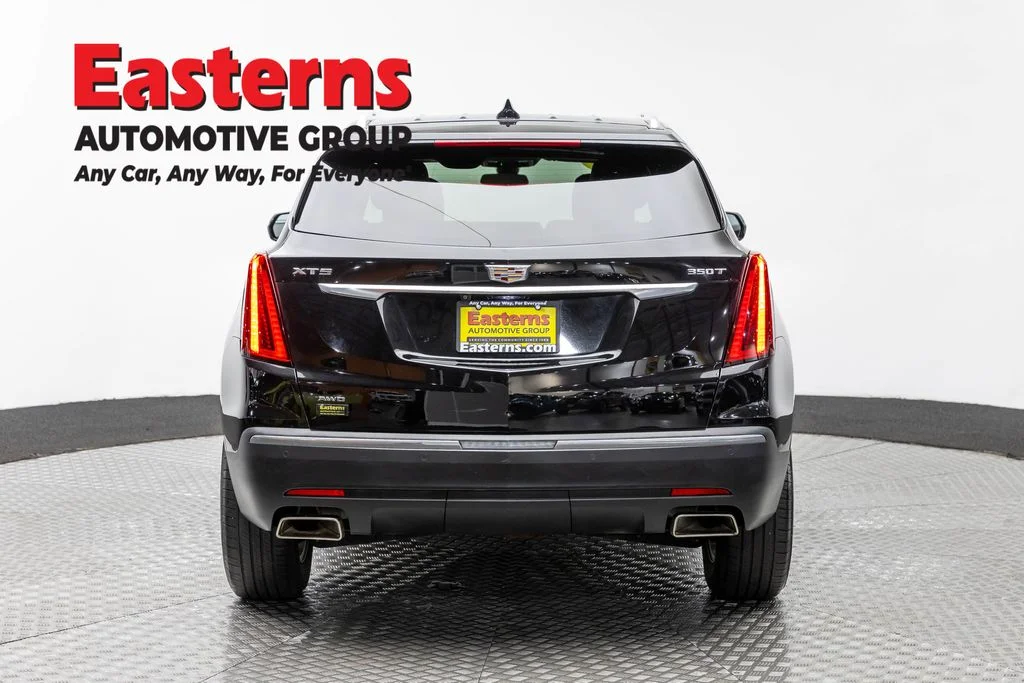 Used 2022 Black Cadillac Luxury image 6