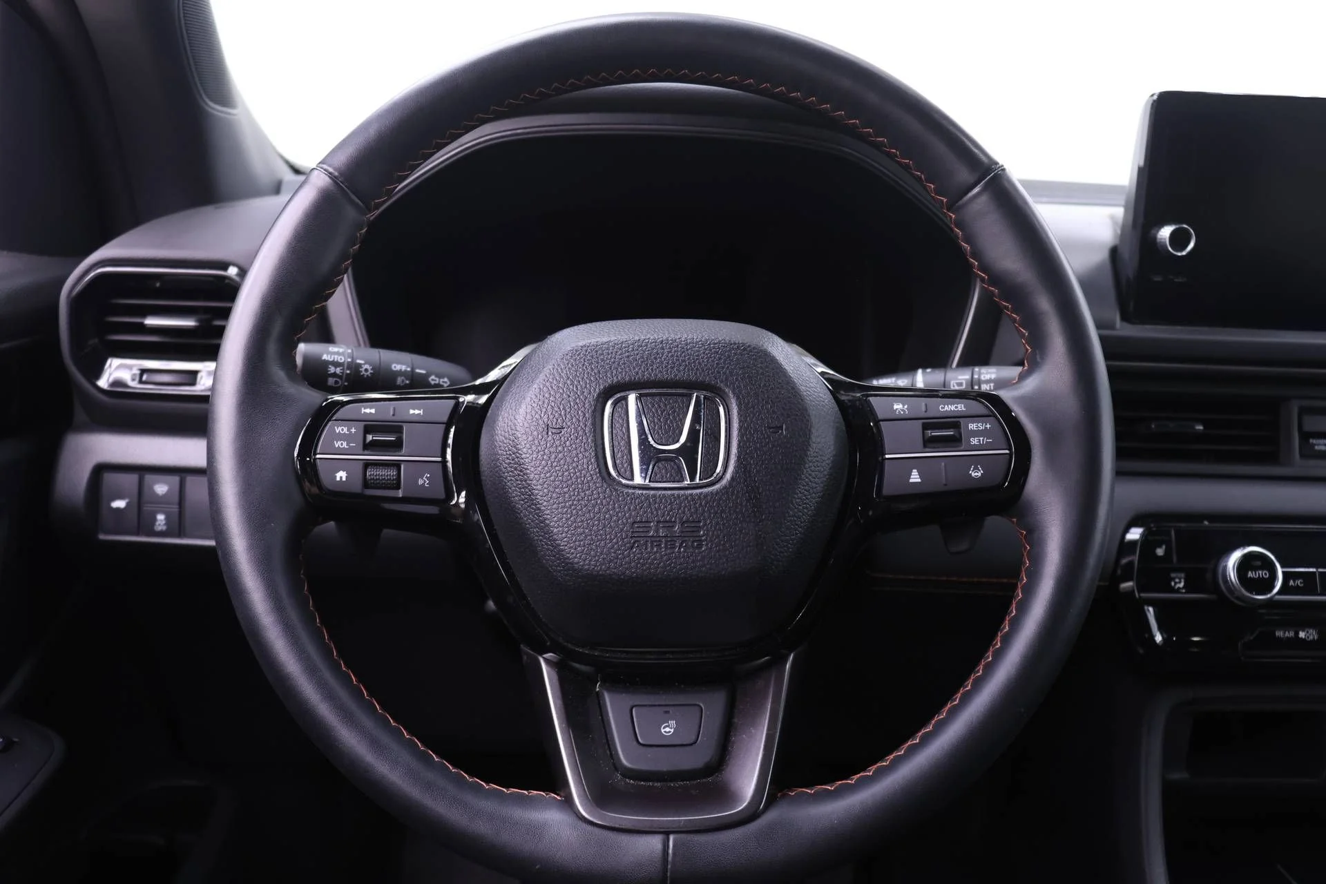 Certified Used 2023 Lunar Silver Metallic Honda TrailSport image 14