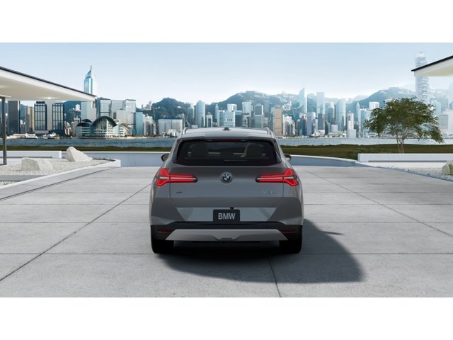 New 2026 Skyscraper Grey Metallic BMW 30 xDrive image 5