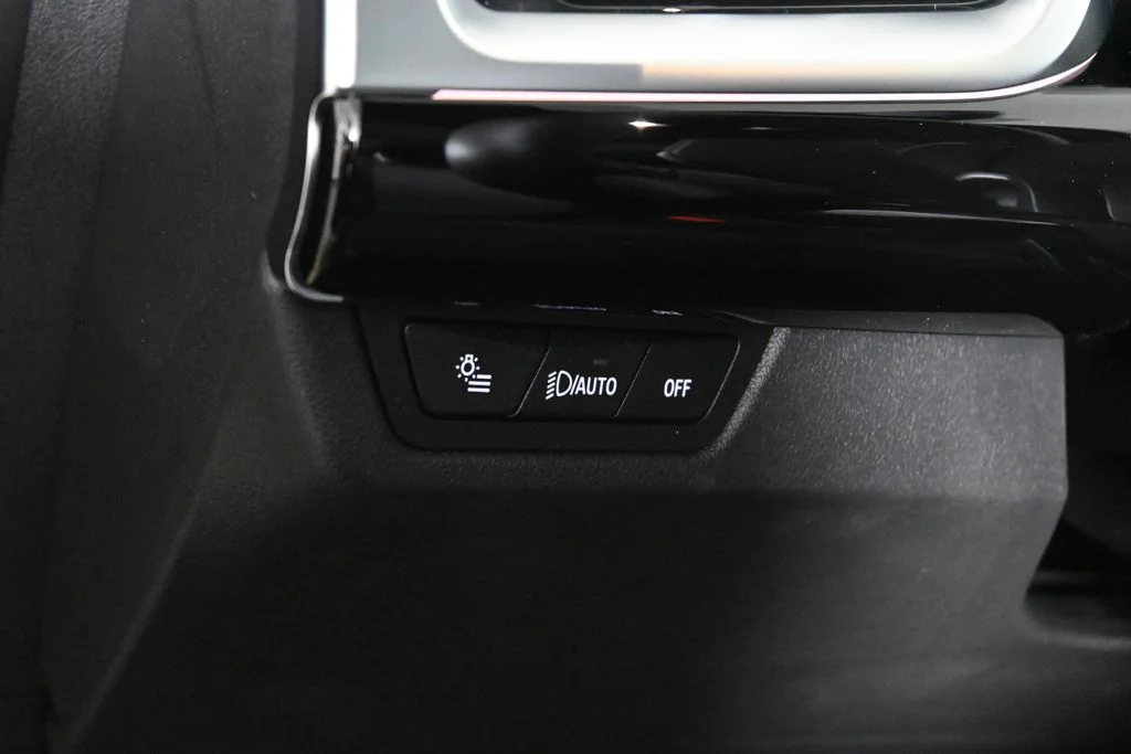 Used 2026 Red BMW xDrive28i image 26