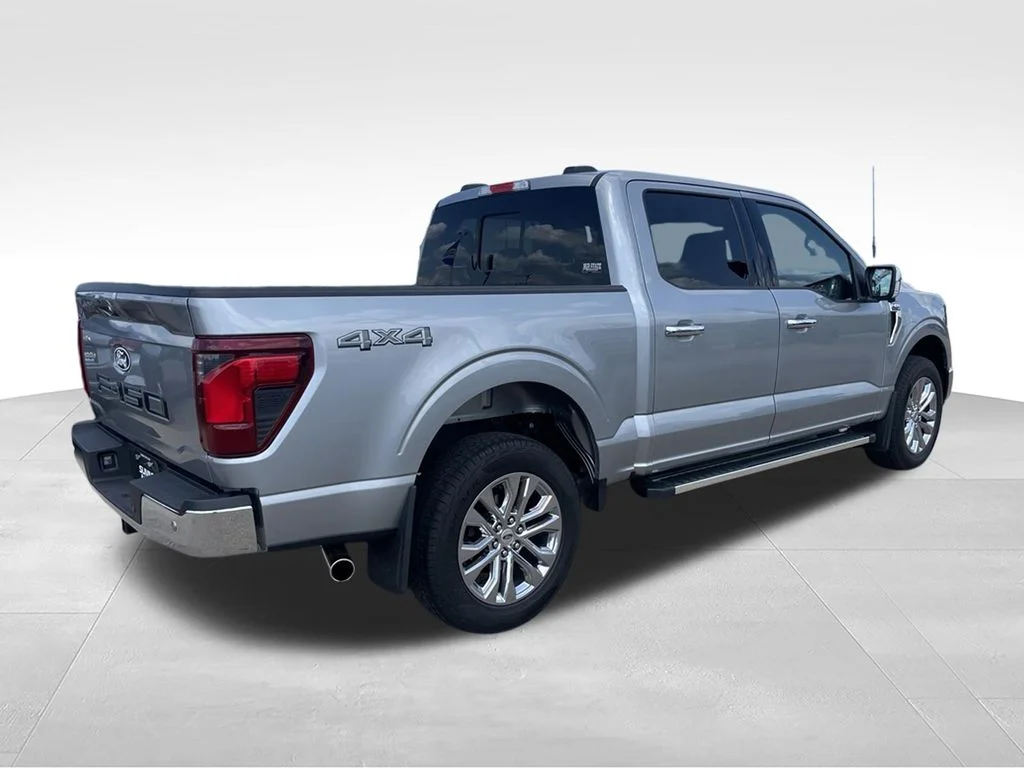 Used 2024 Silver Metallic Ford XLT image 4