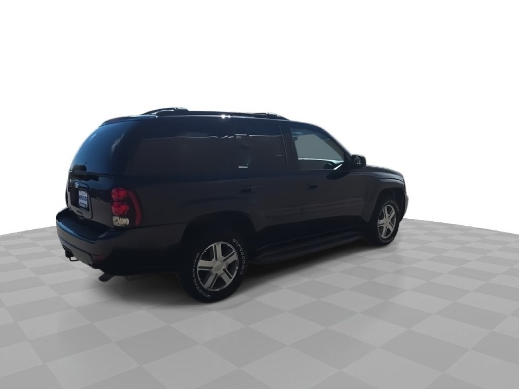 Used 2009 Black Chevrolet LT image 9