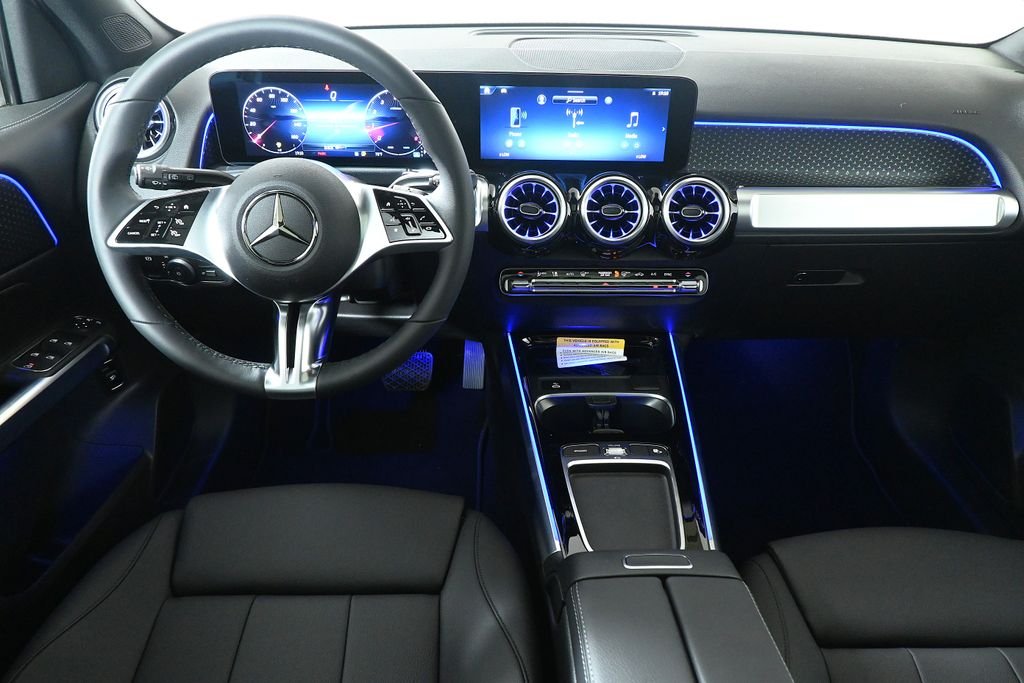 Used 2026 Polar White Mercedes-Benz GLB 250 image 15
