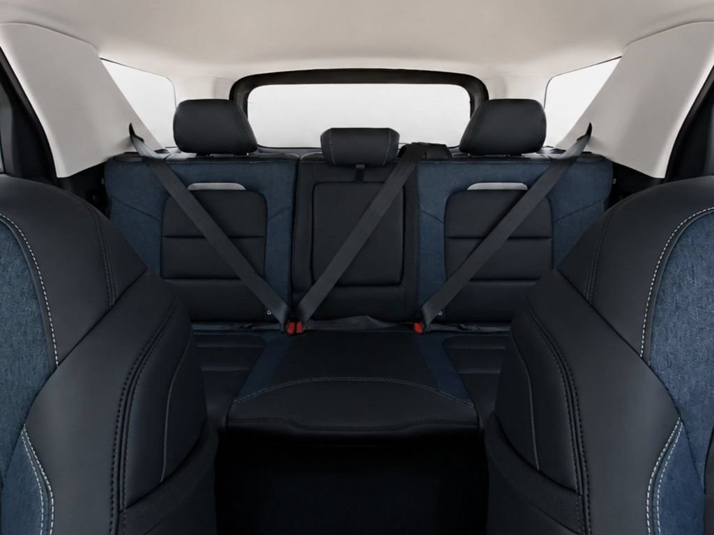New 2026 Space White Metallic Ford Outer Banks® image 16