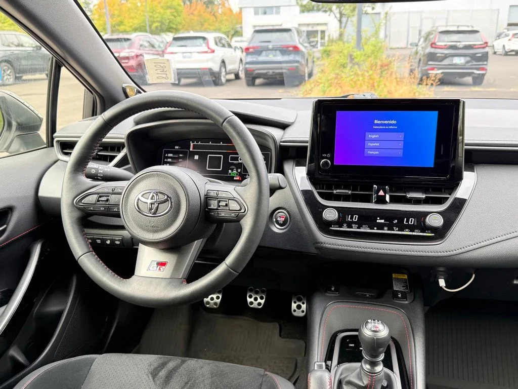 Certified Used 2025 Ice Toyota Premium Plus image 28