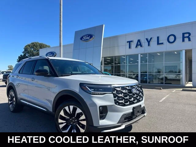 New 2027 Avalanche Gray Ford Platinum™ image 1