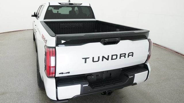 New 2026 Wind Chill Pearl Toyota Platinum image 18