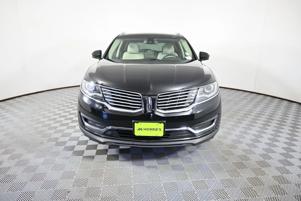 Used 2016 Black Lincoln Reserve image 10