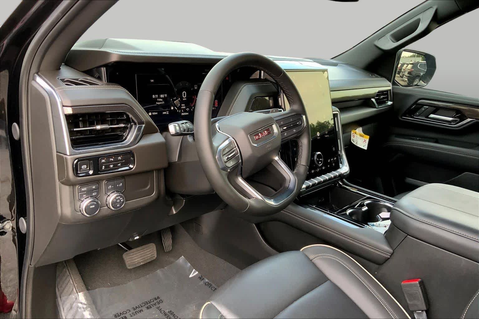 Used 2025 Onyx Black GMC Elevation image 15