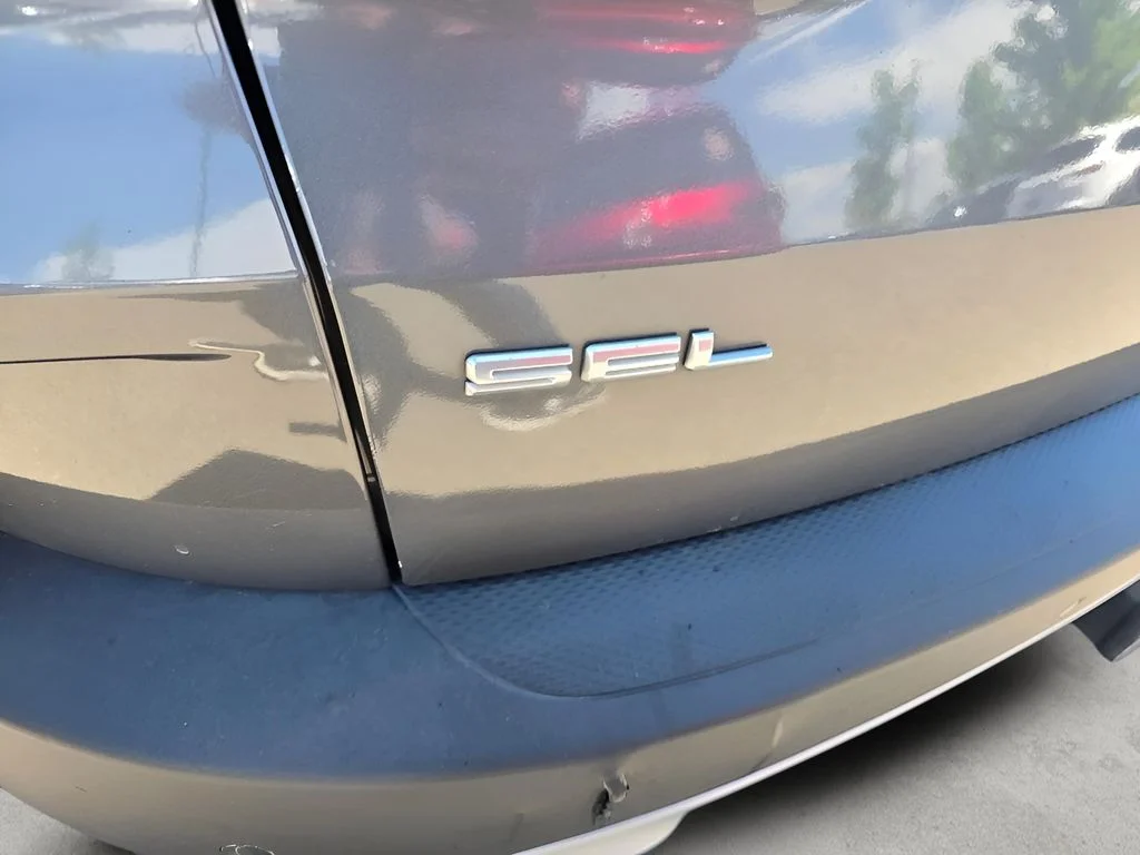 Used 2022 CARBONIZED GRAY Ford SEL image 18