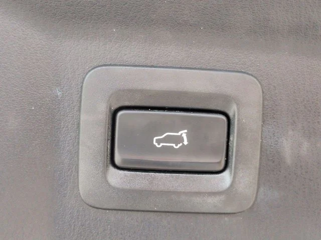 Used 2019 Deep Crystal Blue Mica Mazda Touring image 14