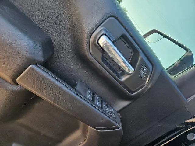 Used 2025 Black Chevrolet Custom image 11
