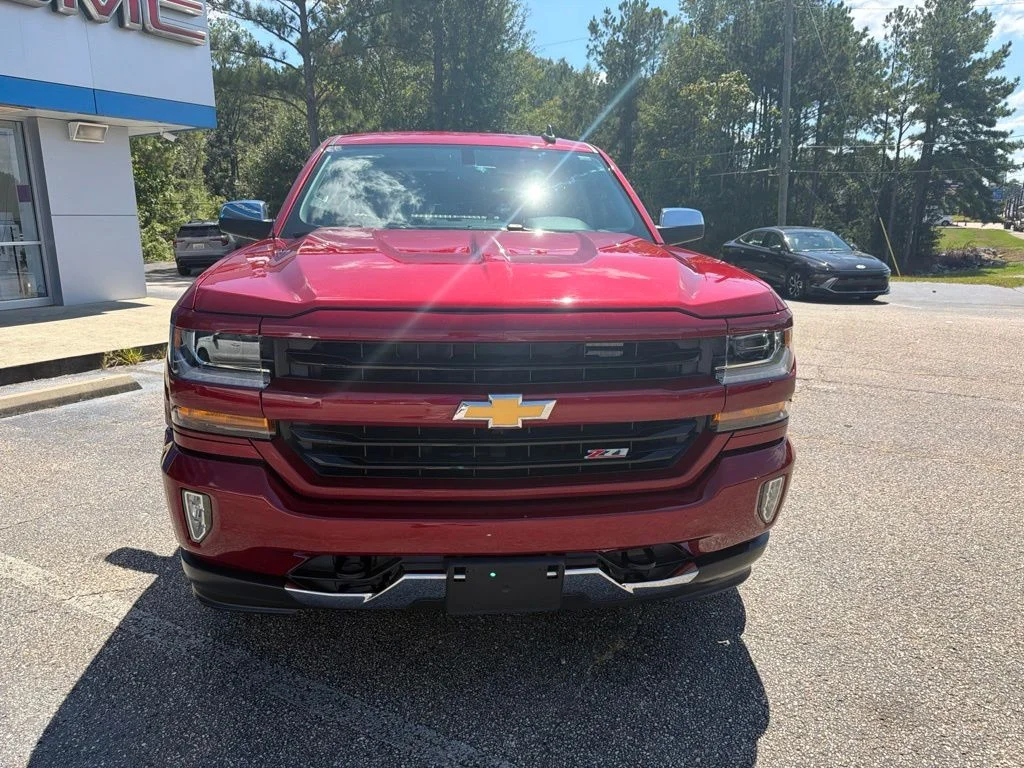 Used 2018 Red Tintcoat Chevrolet LT image 8