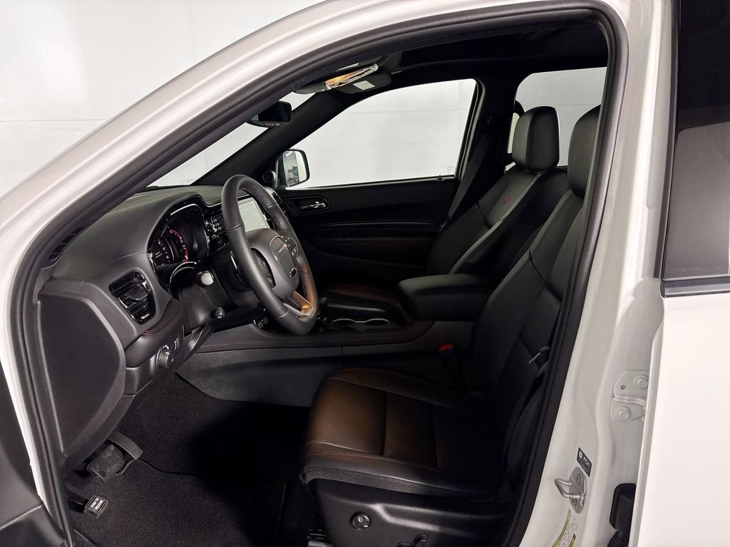New 2026 White Knuckle Clear-Coat Exterior Paint Dodge GT Plus image 11