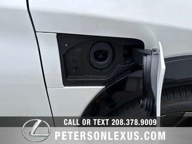 New 2026 Oxygen White Lexus  image 11