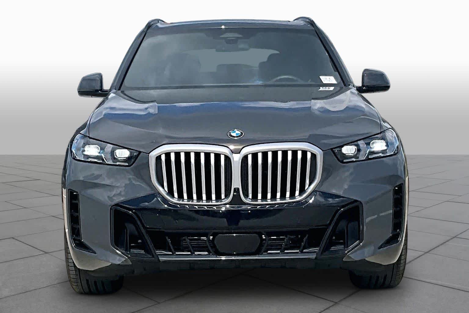 Used 2026 Dravit Grey Metallic BMW sDrive40i image 6