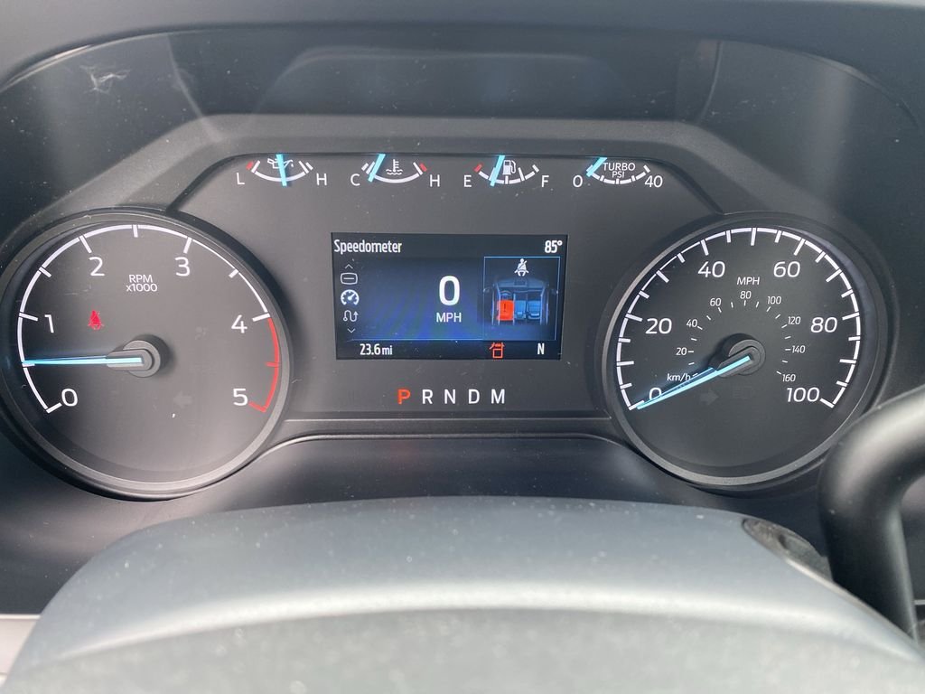 New 2025 Oxford White Ford F-350® XL image 32