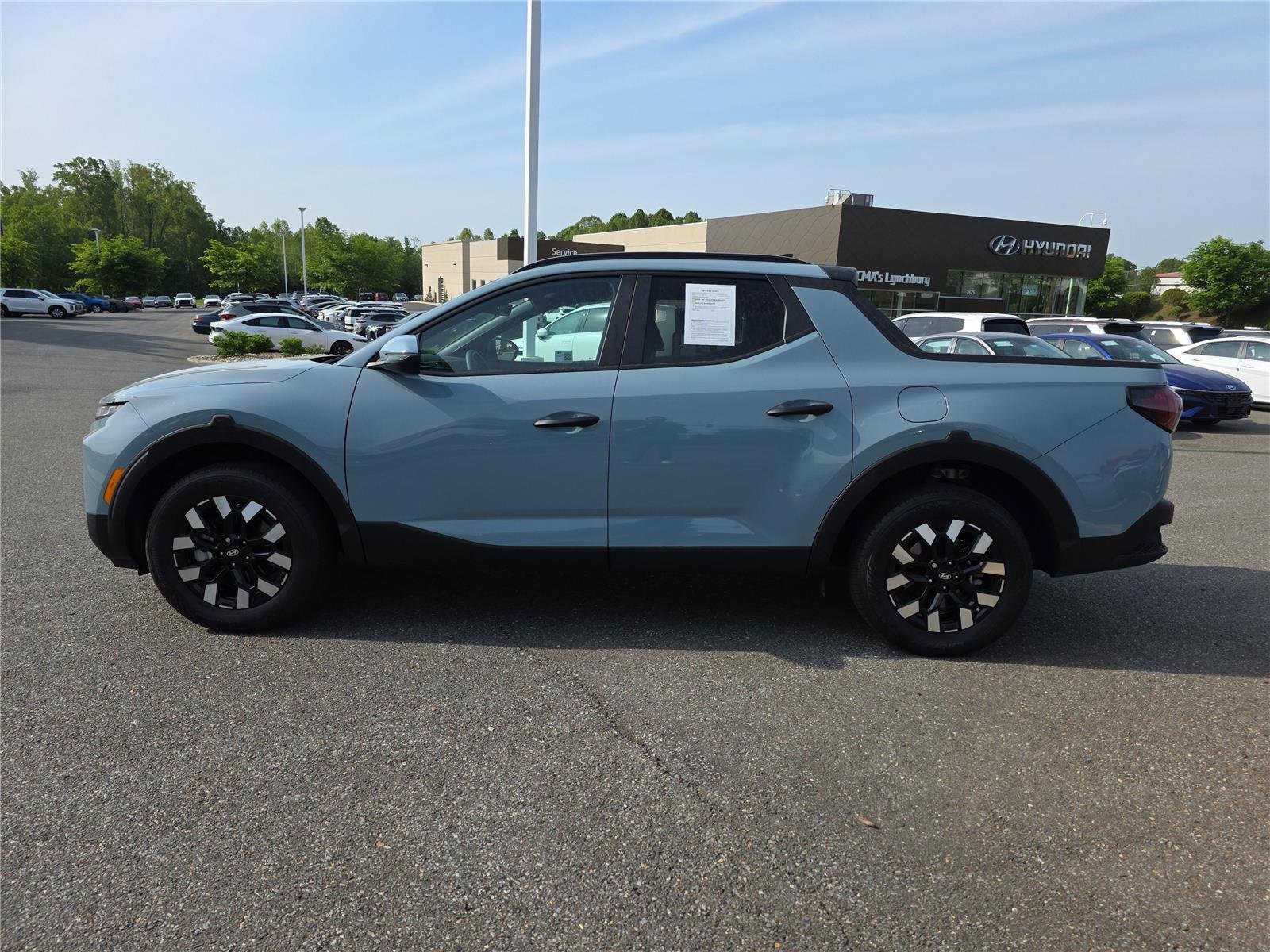 Certified Used 2025 Blue Stone Hyundai SEL image 8