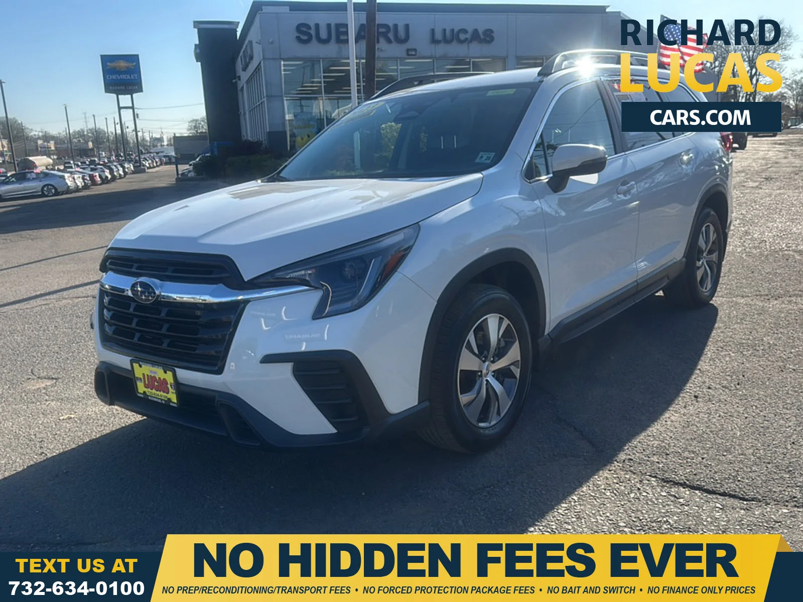 Crystal White Pearl 2023 Subaru Ascent Premium 7-Passenger AWD SUV / Crossover All-Wheel Drive