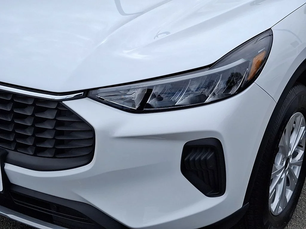 2026 Ford Escape Active - Photo 9