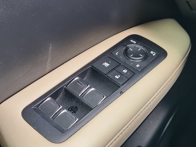 Used 2022 Black Lexus RX 350 image 22