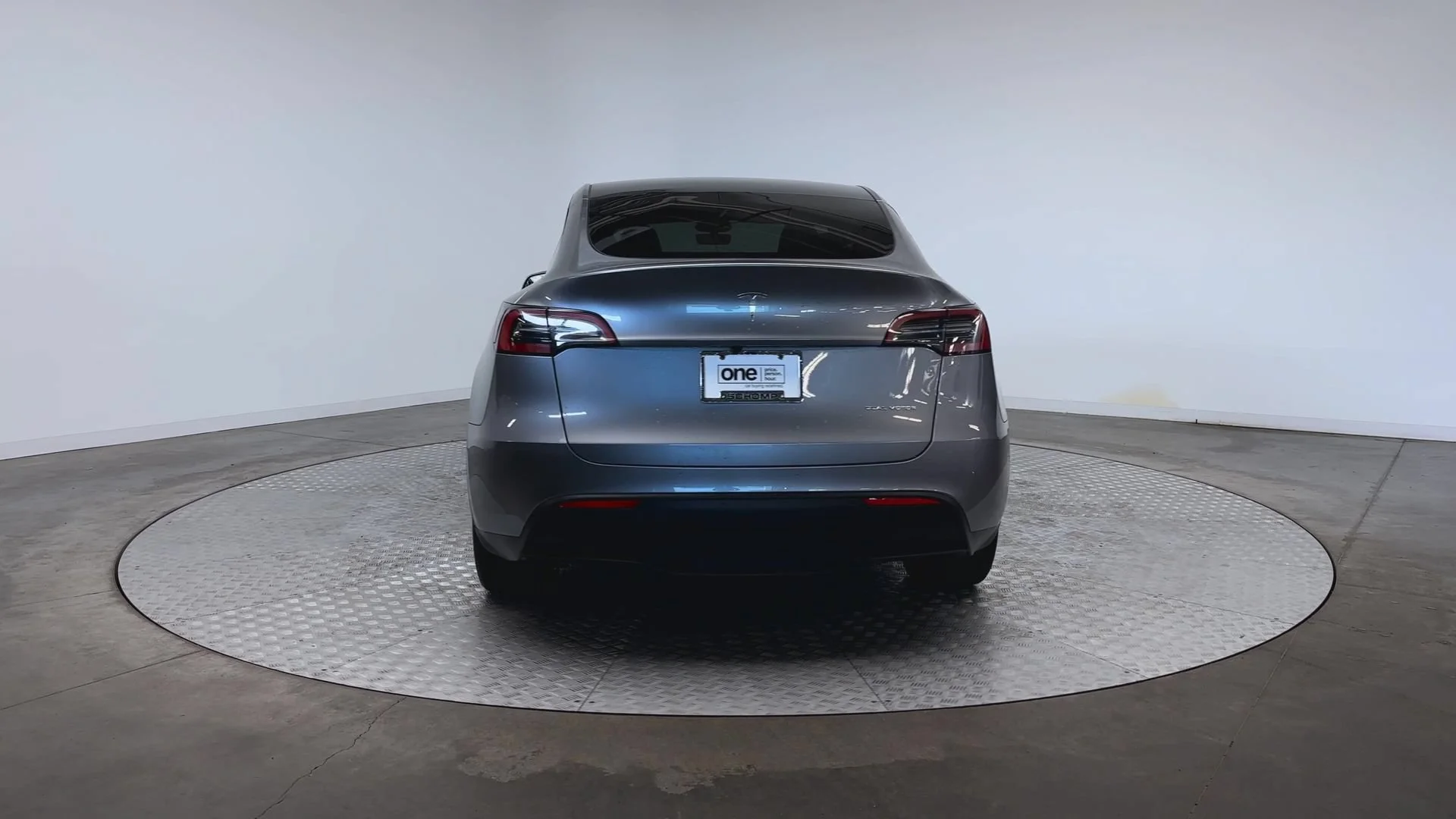 Used 2025 Stealth Grey Tesla Long Range image 7