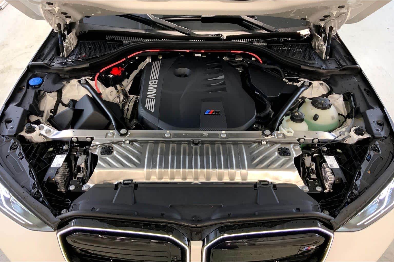 New 2026 Alpine White BMW M50 xDrive image 16