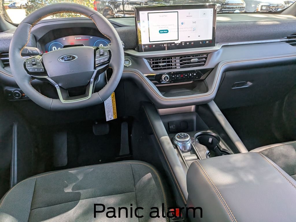 New 2026 Carbonized Gray Metallic Ford Tremor® image 17