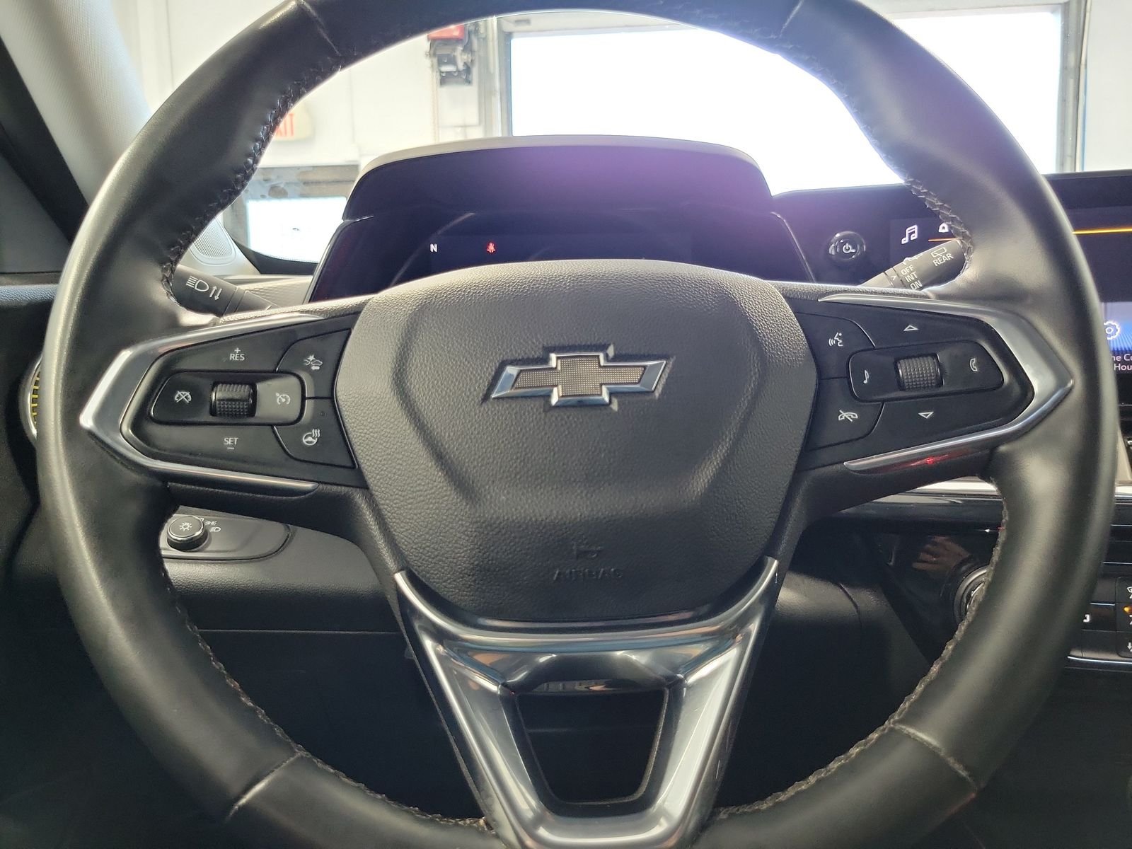 Used 2024 Red Chevrolet ACTIV image 12