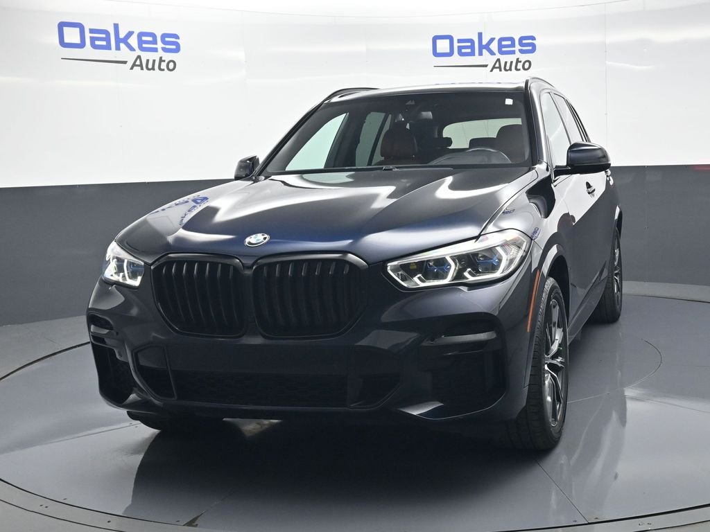 Used 2022 Carbon Black Metallic BMW M50i image 4