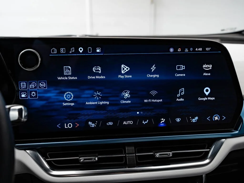 Used 2025 Black Chevrolet LT image 31